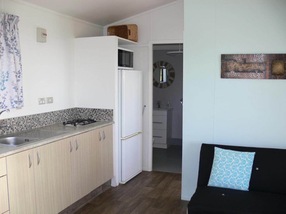 Oakura Beach Holiday Park Chambre photo