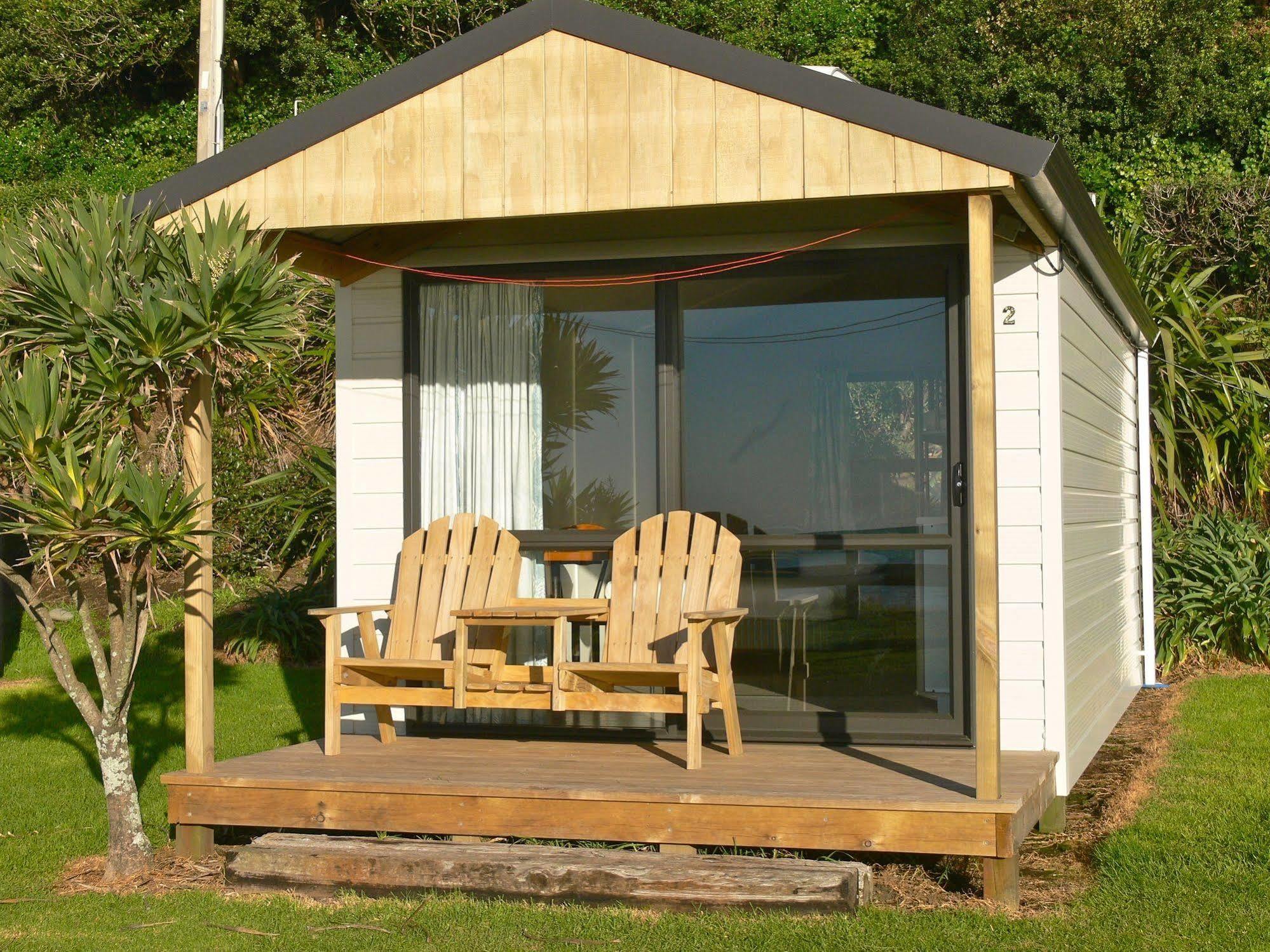 Oakura Beach Holiday Park Extérieur photo